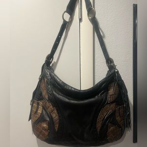 Junior Drake Genuine Leather Shoulder Bag